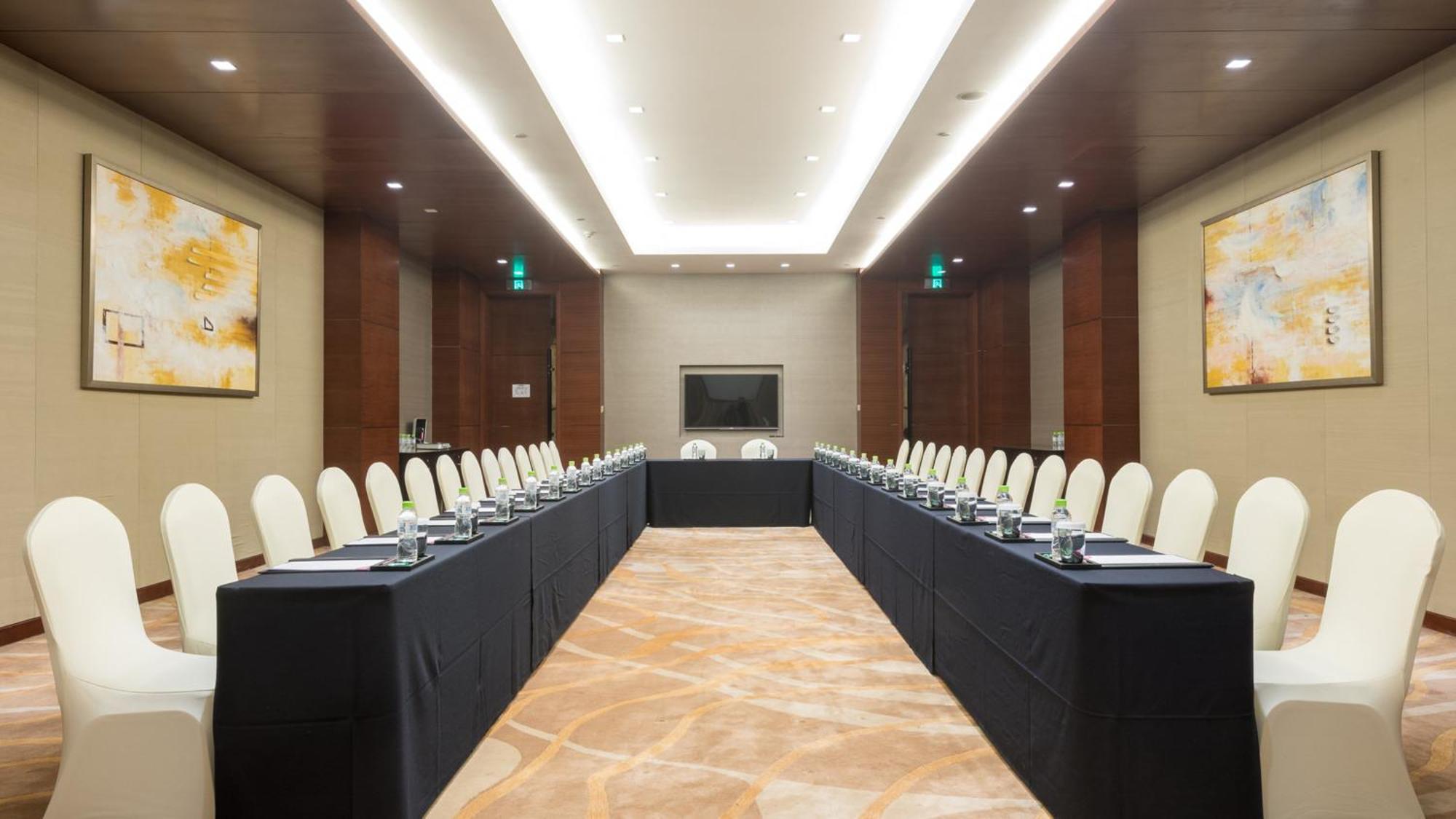 Intercontinental Center By Ihg
